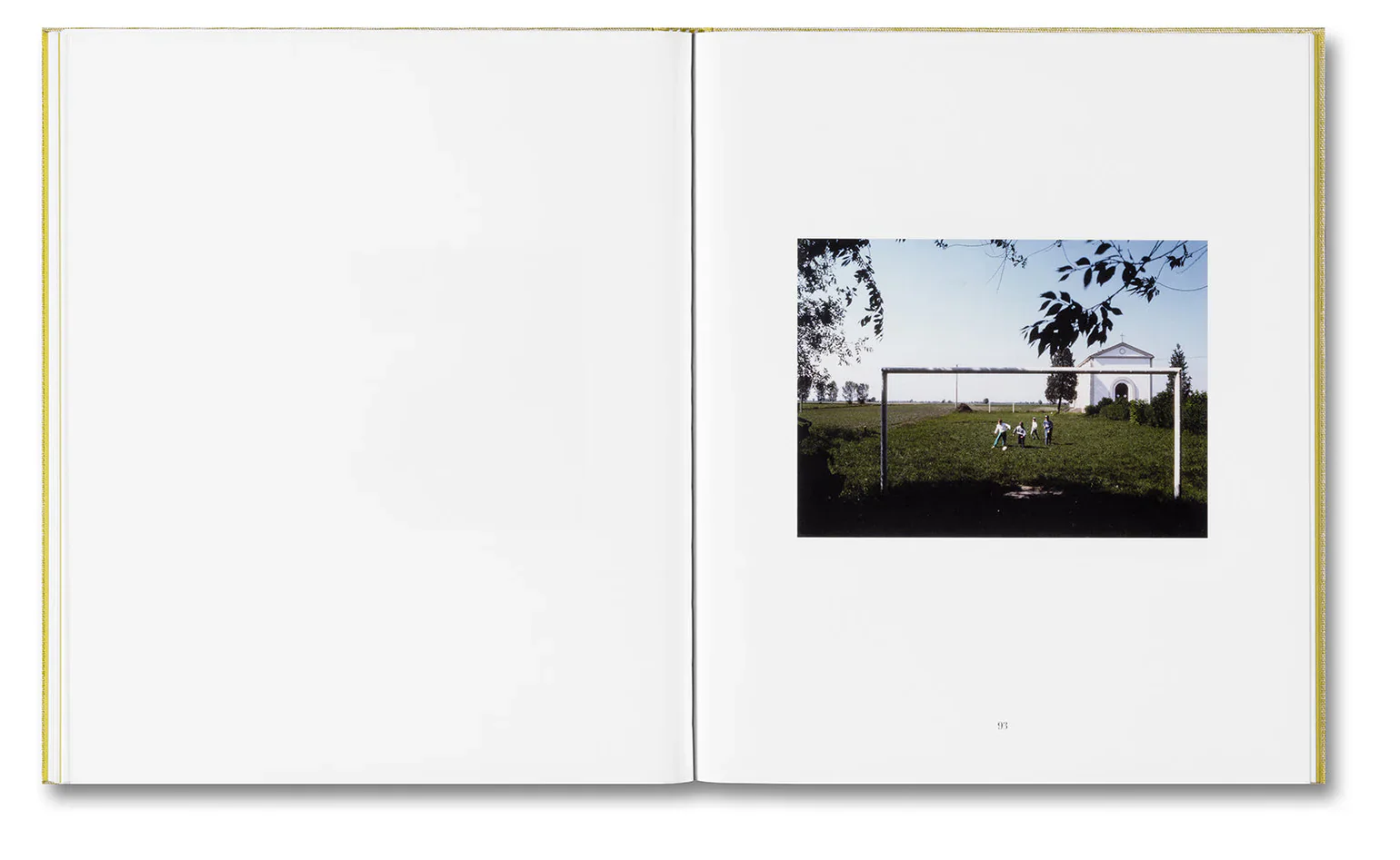 Alessio Bolzoni & Luca Guadagnino - Luigi Ghirri Felicità - Image 24