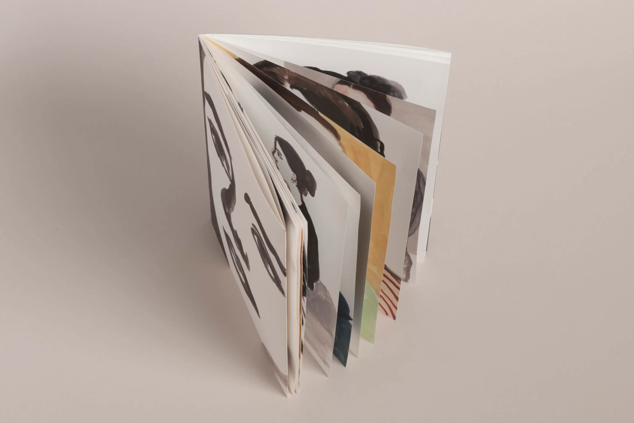 Iris de Moüy - You smell different but you're just the same - Image 7